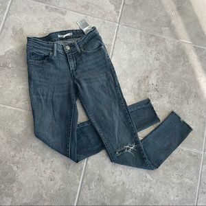 Levi’s 711 Skinny Jeans